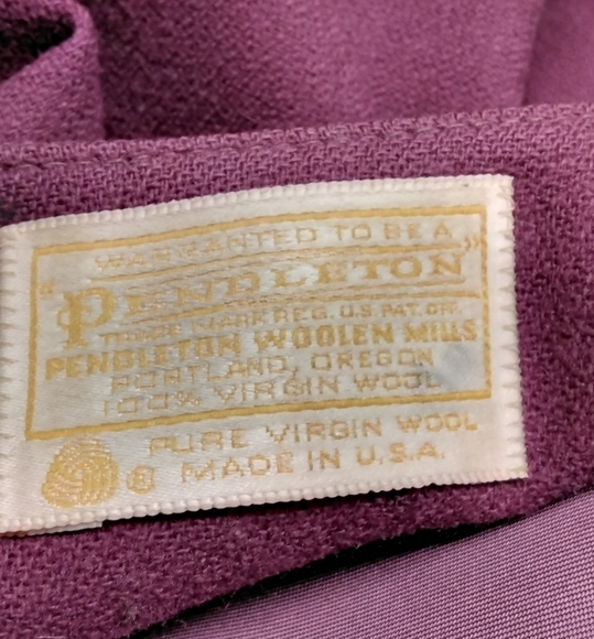 COPY - Vintage Pendleton 100% Virgin Wool  Fuchsia Jacket.    Size 12 - Picture 3 of 4